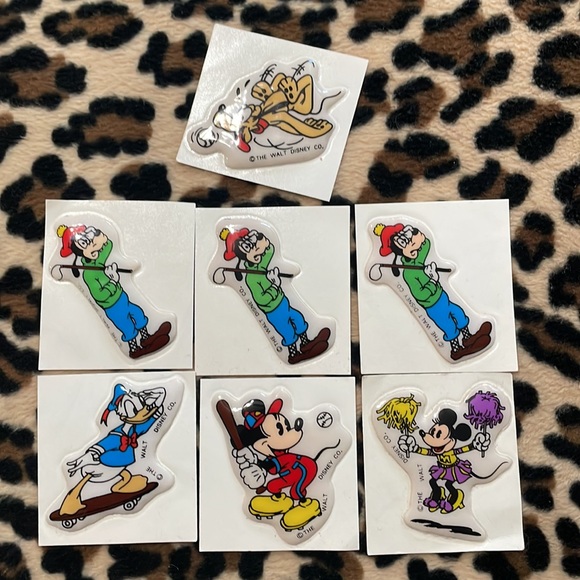 DISNEY Mickey Minnie Donald Duck Pluto Vintage Puffy Sticker Collectible 80s - Picture 17 of 17